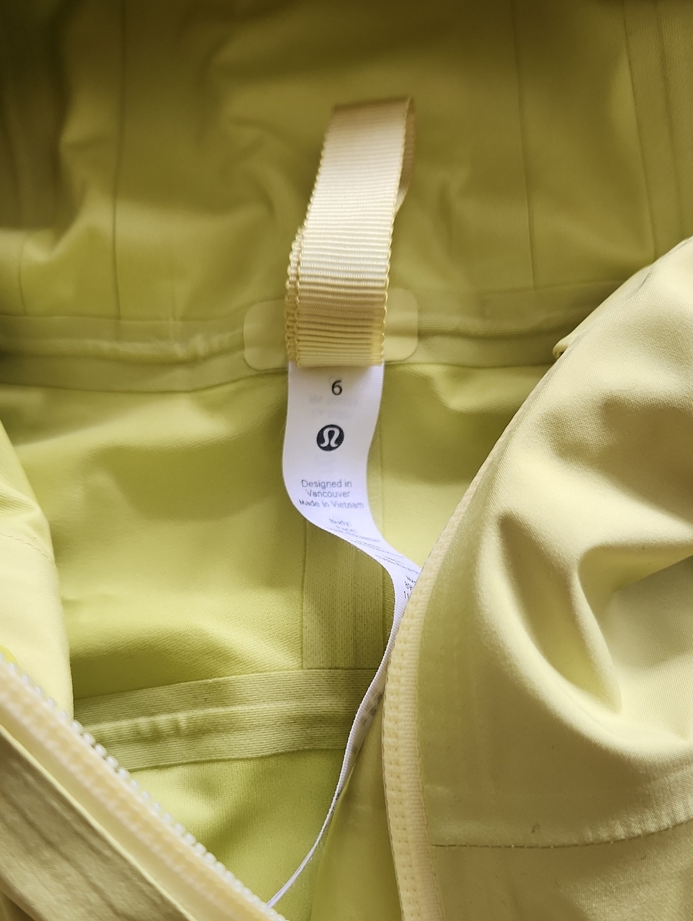 Lululemon Break A Trail Jacket- RARE - Picture 3 of 6